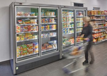 Omakoneinen pakastekaappi Velando on energiatehokas valinta myymälään - Suomen myymäläkaluste