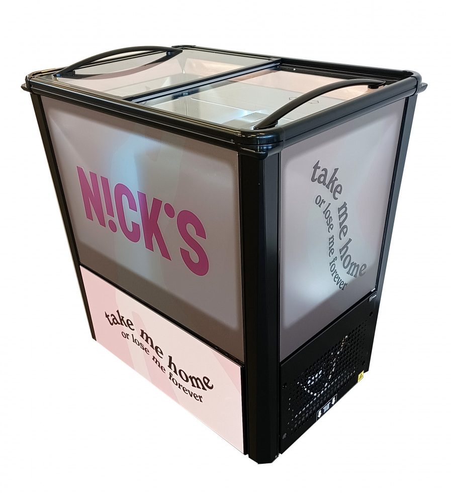 Nick's-brändätty-pakasteallas