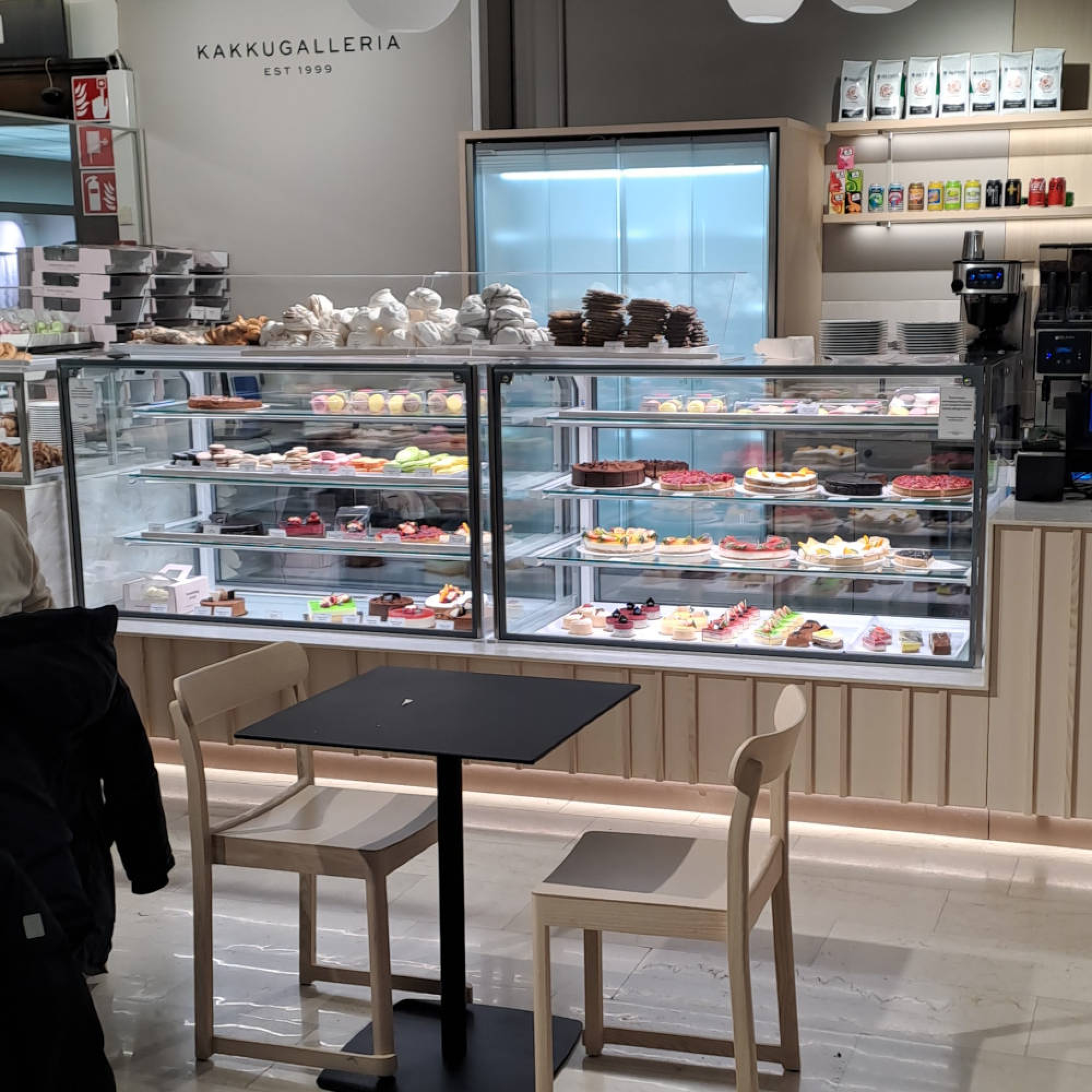 Konditoriavitriini Insu Pastry Kakkugaleria Stockmann (2)