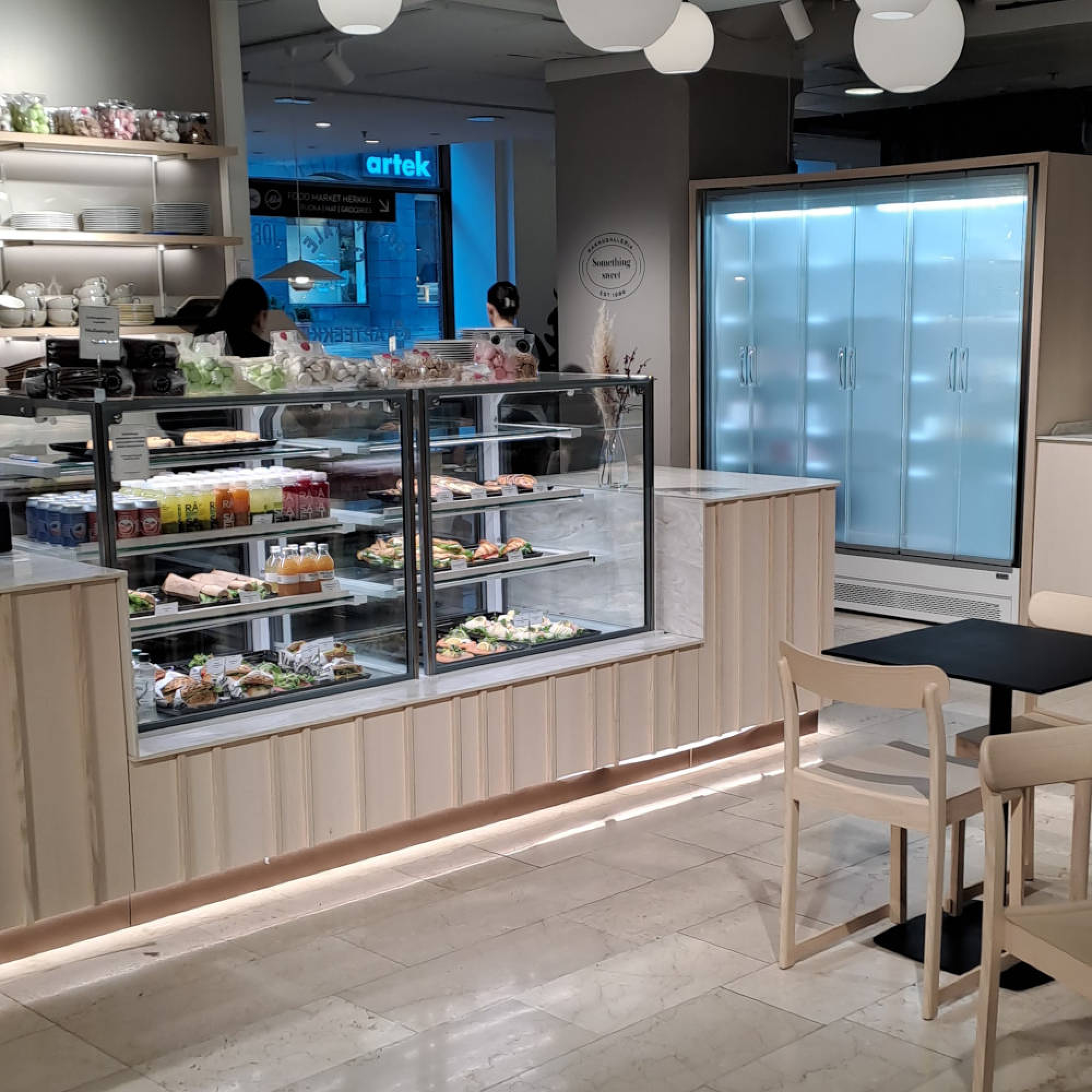 Konditoriavitriini Insu Pastry Kakkugaleria Stockmann