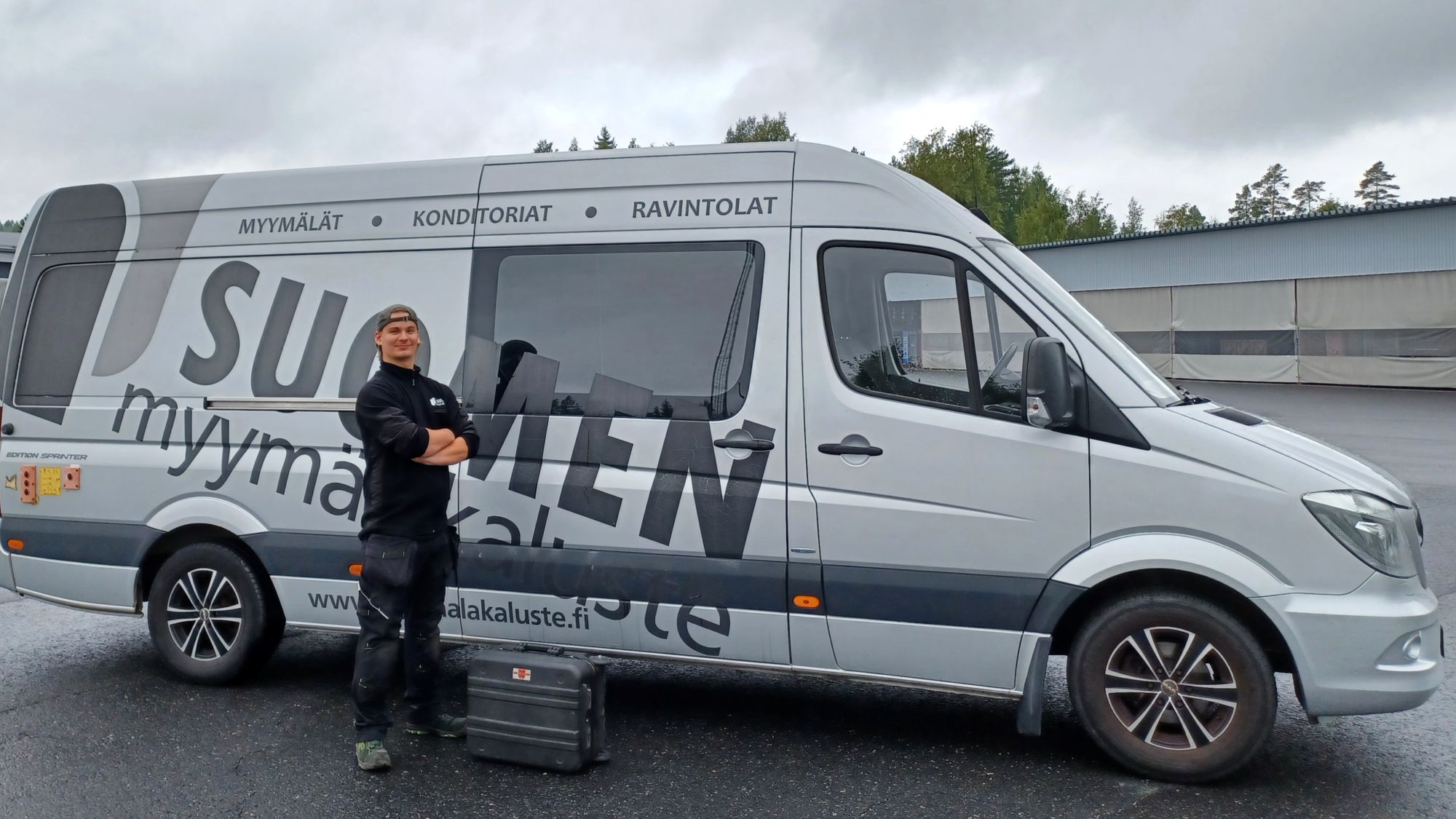 Suomen myymäläkaluste huolto ja varaosat